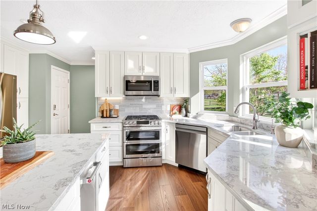 632 Sovereign Lane, Medina, OH 44256