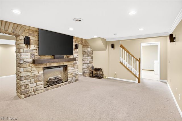 632 Sovereign Lane, Medina, OH 44256