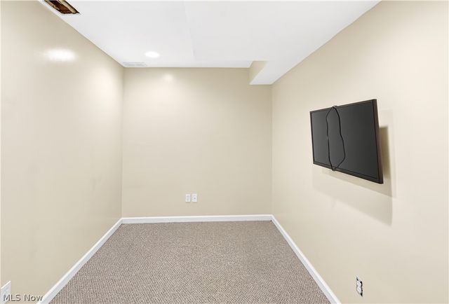 632 Sovereign Lane, Medina, OH 44256