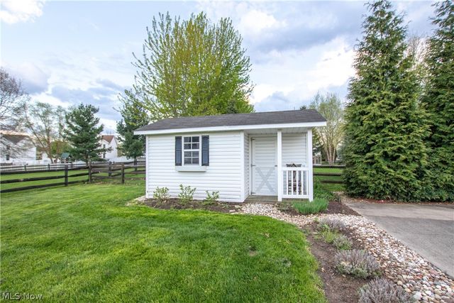 632 Sovereign Lane, Medina, OH 44256