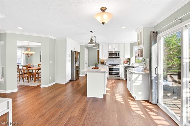 632 Sovereign Lane, Medina, OH 44256
