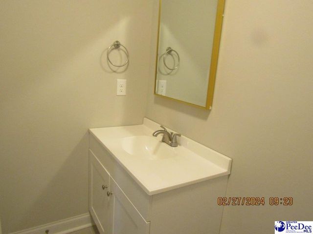 483 Third Loop Road, Florence, SC 29501