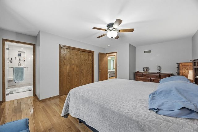 3800 Antelope Trail NE, Cedar Rapids, IA 52402