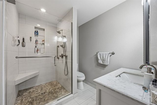 3800 Antelope Trail NE, Cedar Rapids, IA 52402