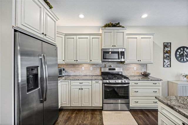 607 Pine Lakes, Webster, NY 14580