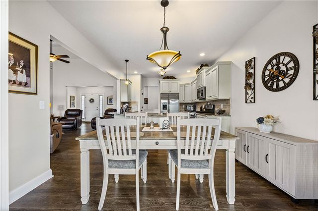 607 Pine Lakes, Webster, NY 14580