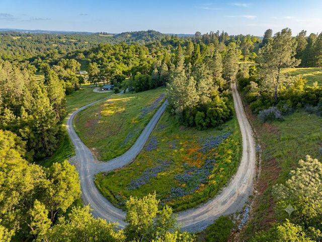 1285 Cosens Ln, Placerville, CA 95667