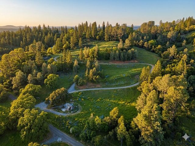 1285 Cosens Ln, Placerville, CA 95667