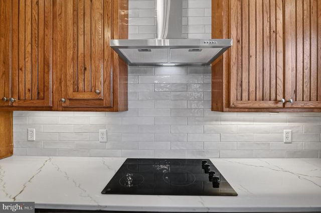 293 PENNY ANN LN, Strasburg, VA 22657