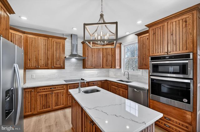 293 PENNY ANN LN, Strasburg, VA 22657