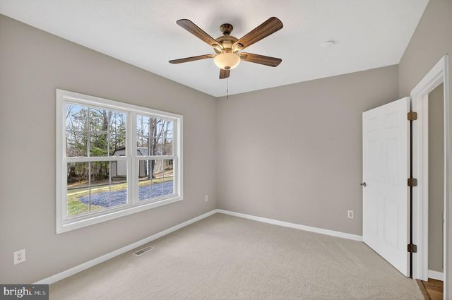 293 PENNY ANN LN, Strasburg, VA 22657