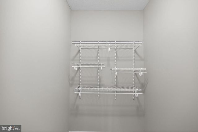 293 PENNY ANN LN, Strasburg, VA 22657