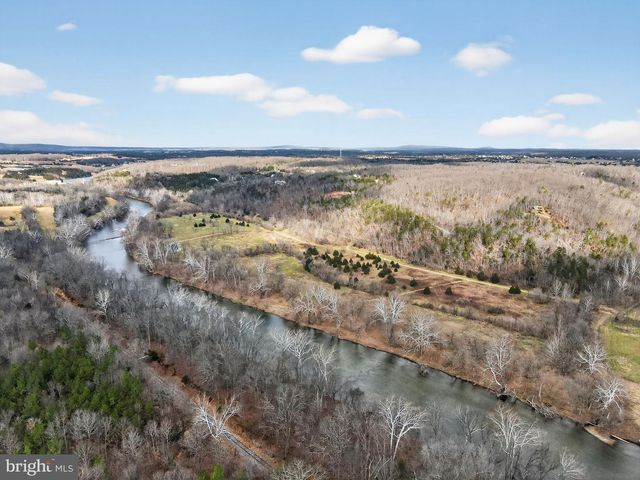 293 PENNY ANN LN, Strasburg, VA 22657