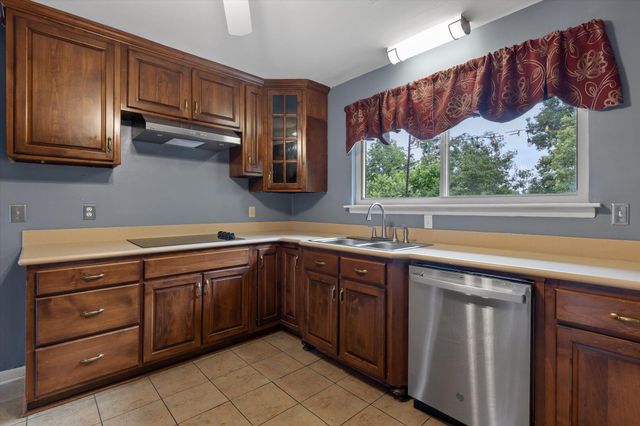 3515 Claremont Avenue, Chattanooga, TN 37412