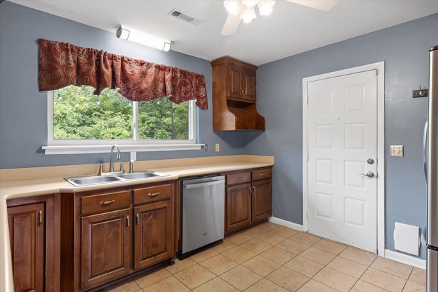 3515 Claremont Avenue, Chattanooga, TN 37412