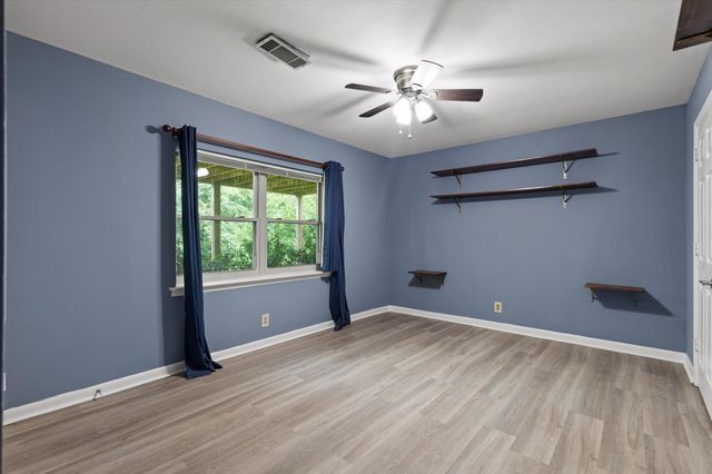 3515 Claremont Avenue, Chattanooga, TN 37412