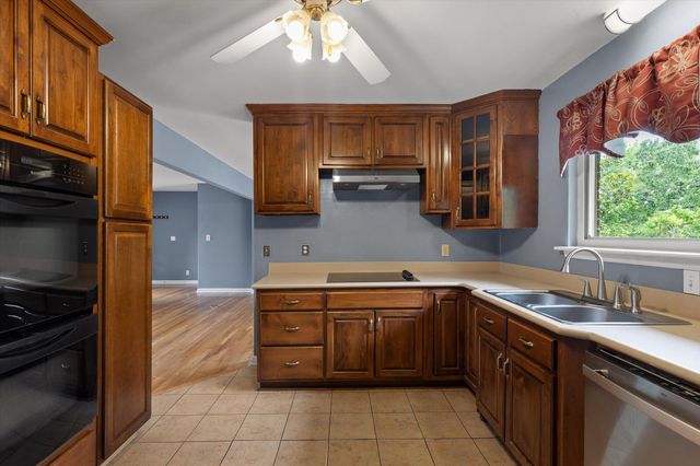 3515 Claremont Avenue, Chattanooga, TN 37412
