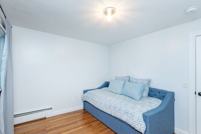 2 Amherst Rd, Andover, MA 01810