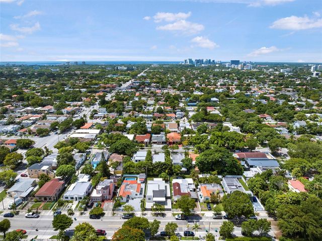 2244 SW 10th St 2244, Miami, FL 33135