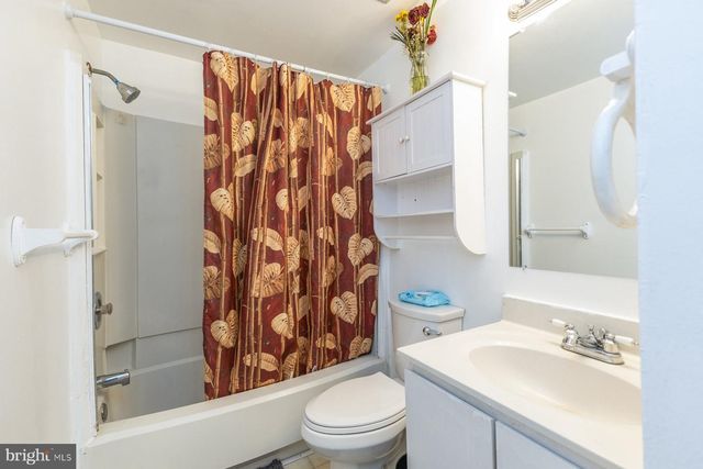 8449 GEORGIAN CT, Manassas, VA 20110