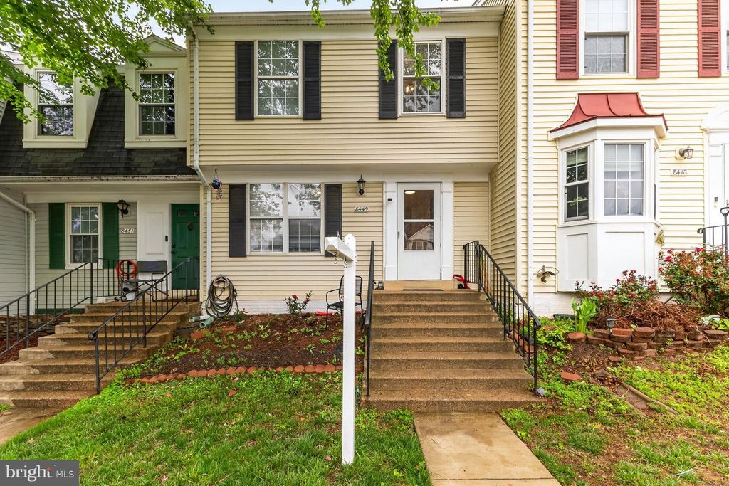 8449 GEORGIAN CT, Manassas, VA 20110