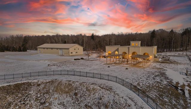 N2185 SLEEPY HOLLOW ROAD, Kewaunee, WI 54216