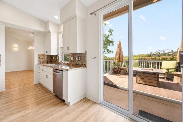 1580 Alta Vista Dr, Vista, CA 92084