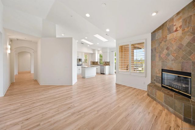 1580 Alta Vista Dr, Vista, CA 92084