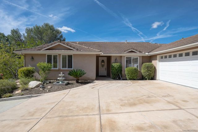 1580 Alta Vista Dr, Vista, CA 92084