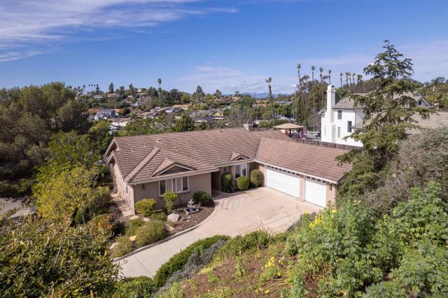 1580 Alta Vista Dr, Vista, CA 92084