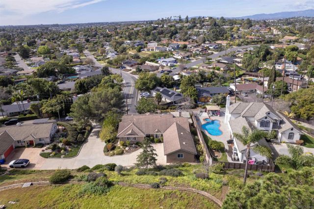 1580 Alta Vista Dr, Vista, CA 92084