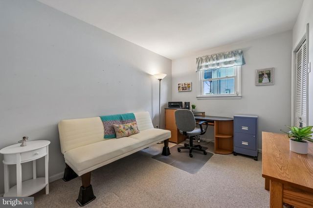 499 LAKEVIEW DR, Runnemede, NJ 08078