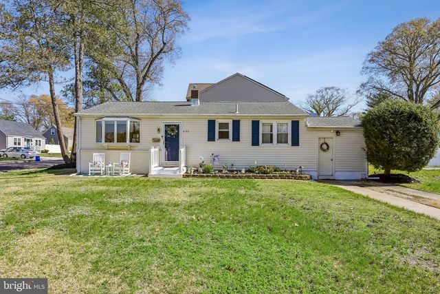 499 LAKEVIEW DR, Runnemede, NJ 08078