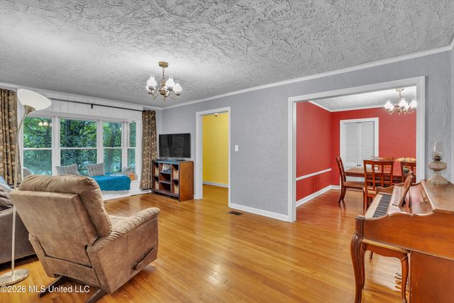 314 Colonial Circle, Jackson, MS 39211