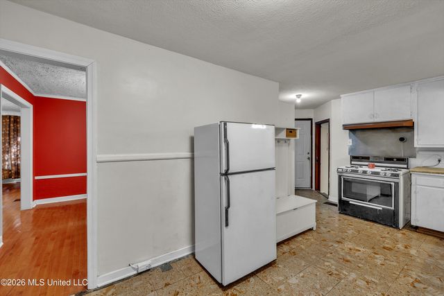 314 Colonial Circle, Jackson, MS 39211