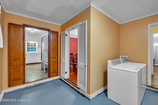 314 Colonial Circle, Jackson, MS 39211