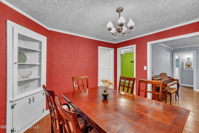 314 Colonial Circle, Jackson, MS 39211