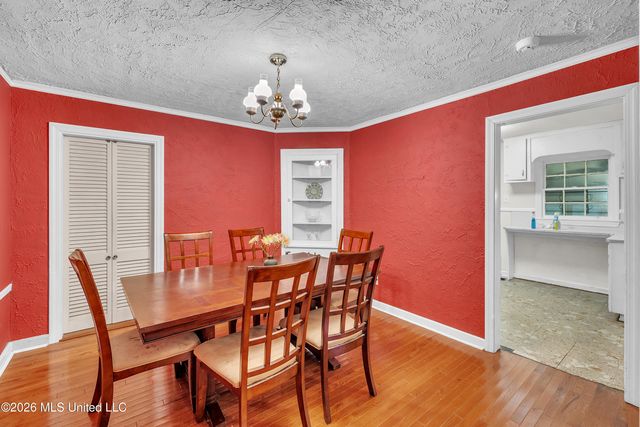 314 Colonial Circle, Jackson, MS 39211