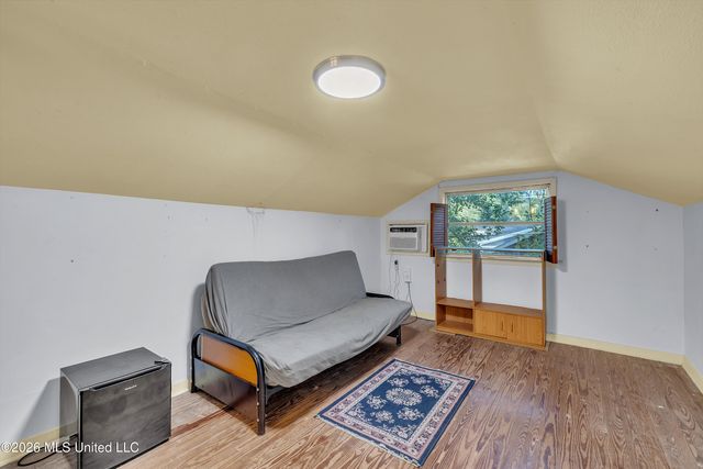 314 Colonial Circle, Jackson, MS 39211