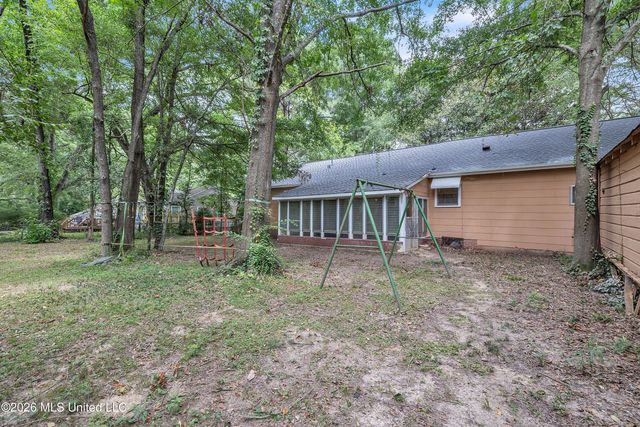 314 Colonial Circle, Jackson, MS 39211
