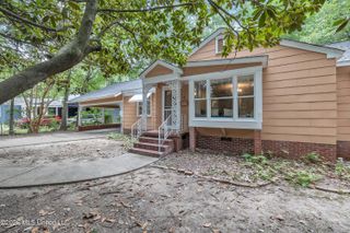 314 Colonial Circle, Jackson, MS 39211