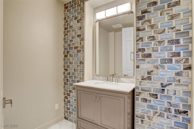 425 Proud Eagle Lane, Las Vegas, NV 89144