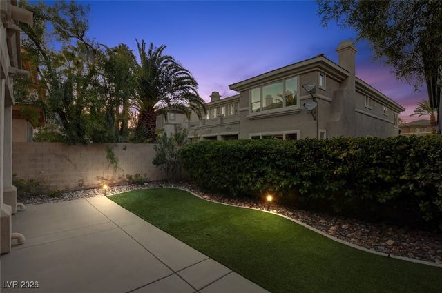 425 Proud Eagle Lane, Las Vegas, NV 89144