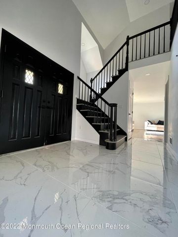 1 Karen Court, West Long Branch, NJ 07764