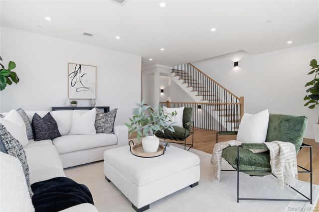 156 Palisade Street C, Dobbs Ferry, NY 10522