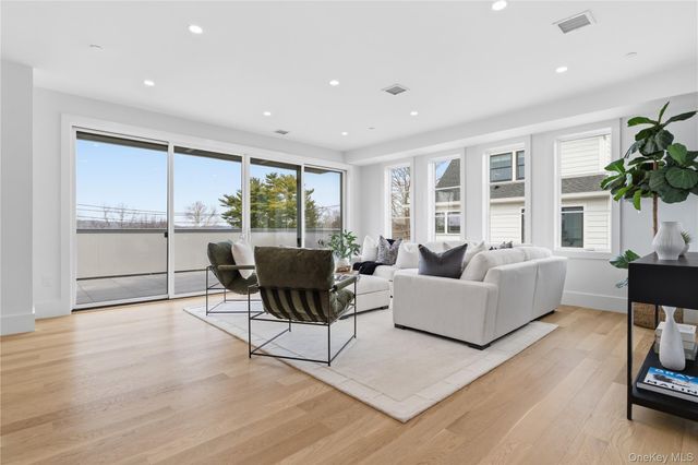 156 Palisade Street C, Dobbs Ferry, NY 10522