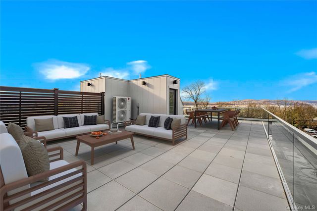 156 Palisade Street C, Dobbs Ferry, NY 10522