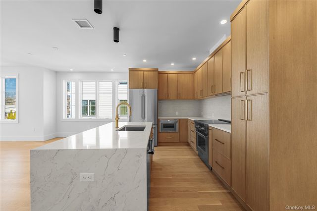 156 Palisade Street C, Dobbs Ferry, NY 10522