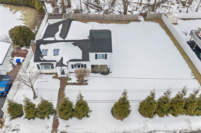 9 Babbitt Court, Elmsford, NY 10523