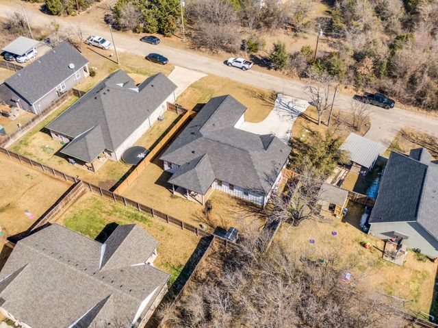 5622 Mesa Loop, Granbury, TX 76048